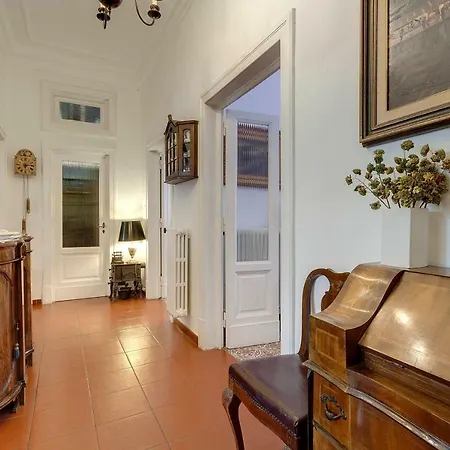 Apartman Mimi With Garden Firenze